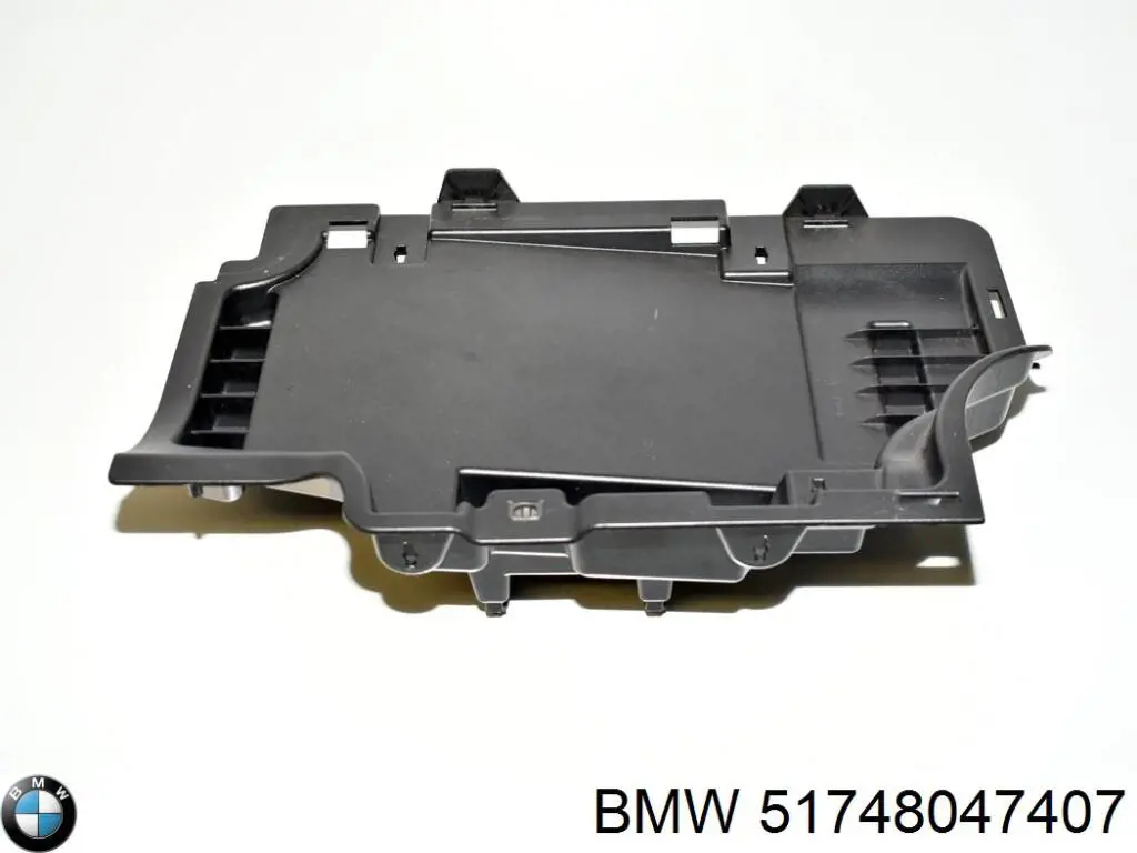 51748047407 BMW 