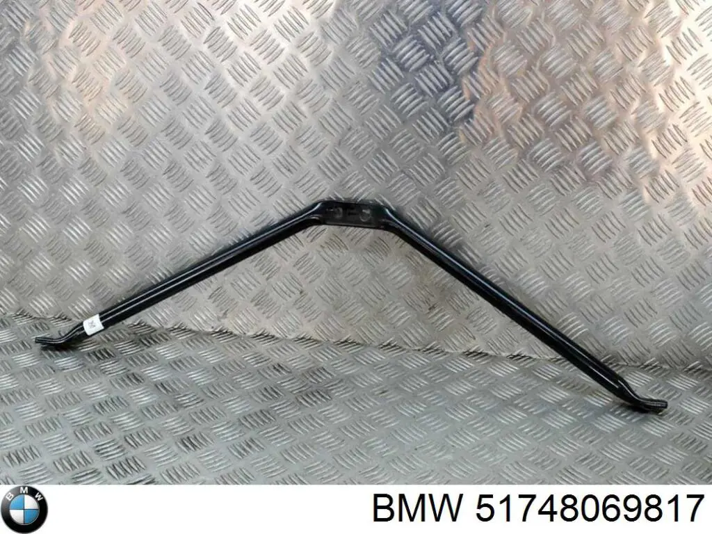 Воздуховод/дефлектор радиатора, верхний BMW 51748069817 цена, от 107.22 USD