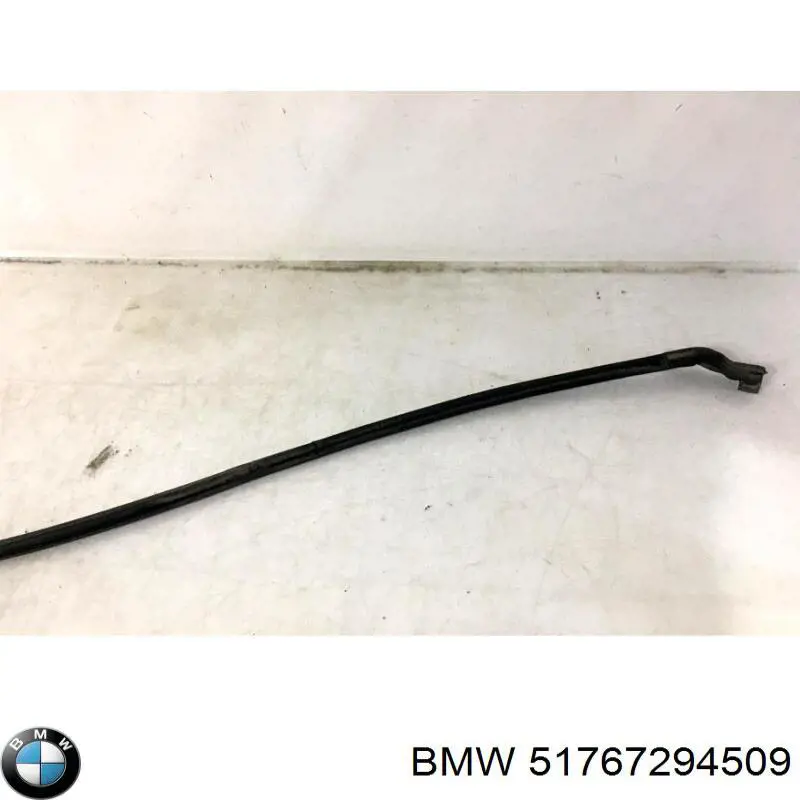 Резинка под капот BMW 51767294509 цена, от 29.80 USD