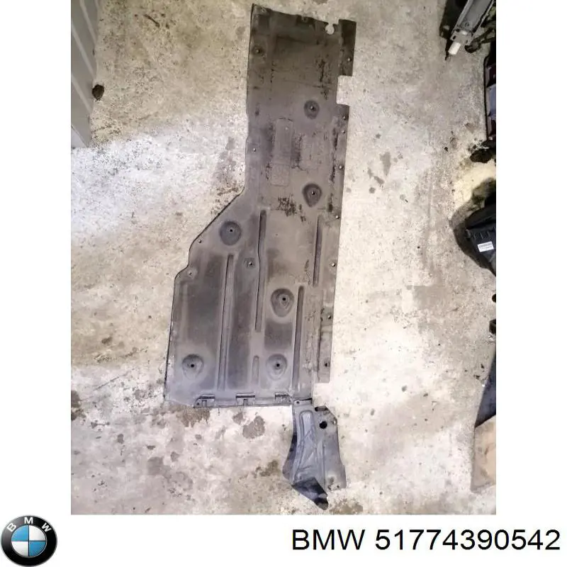 Купить 51774390542 BMW Защита днища правая