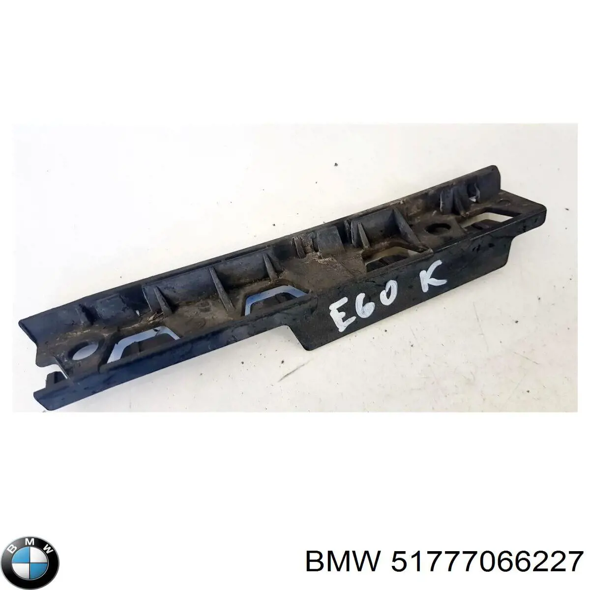 51777066227 BMW 