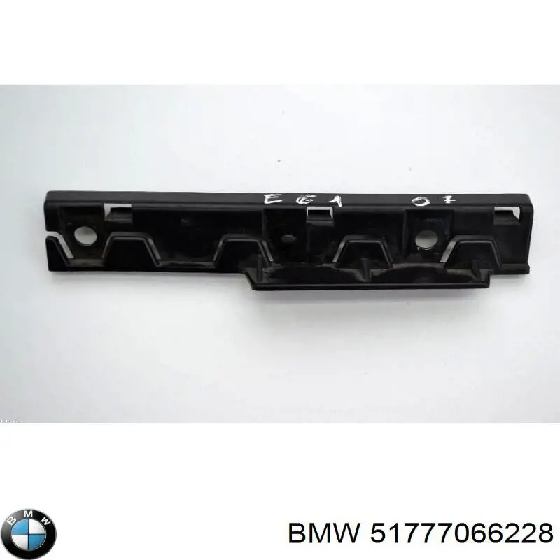  51777066228 BMW