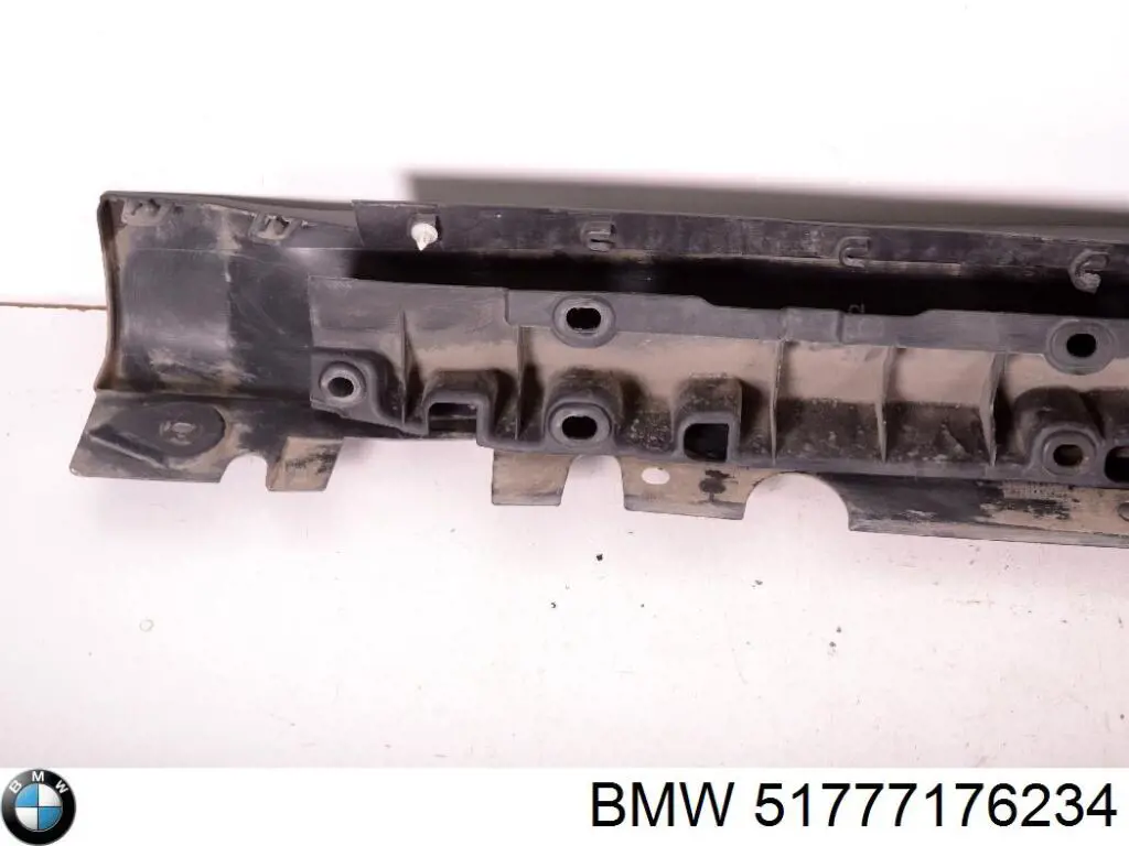 Placa sobreposta (moldura) externa direita de acesso para BMW X6 (E72)