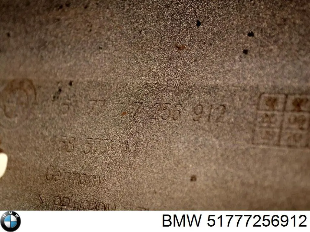 Накладка (молдинг) порога наружная правая BMW 51777256912 цена, от 19.00 USD