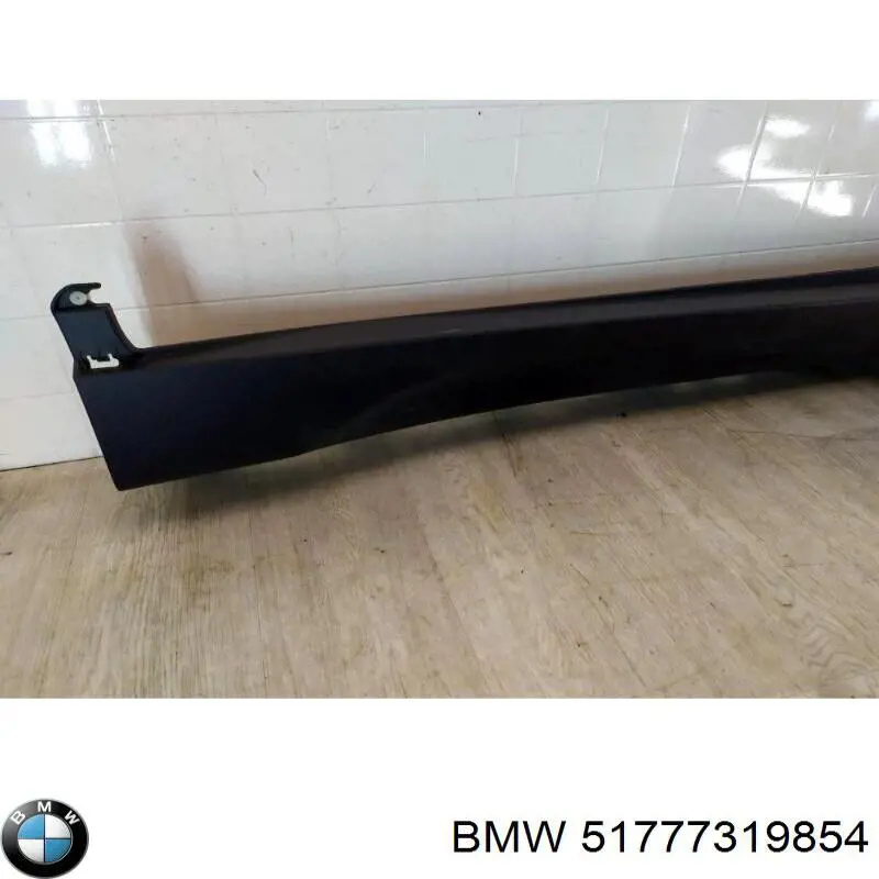 51777319854 BMW Накладка на порог правая