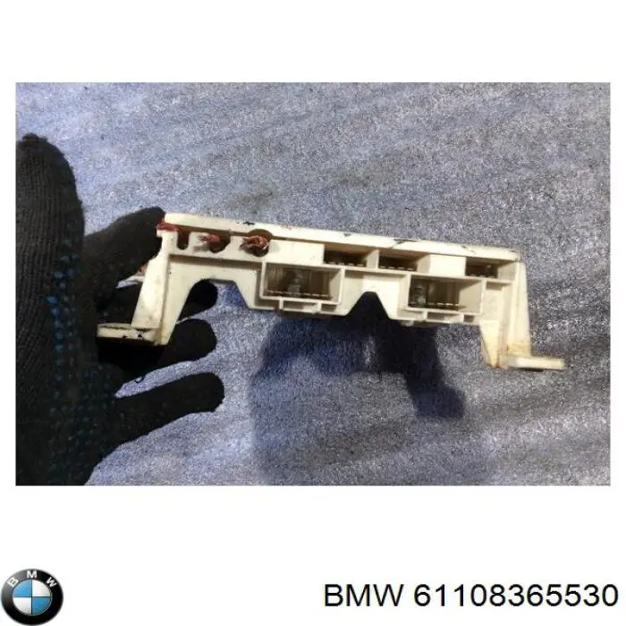 Блок предохранителей 61138365530 BMW