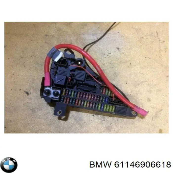 Блок предохранителей задний салонный BMW 61146906618 цена, от 22.55 USD