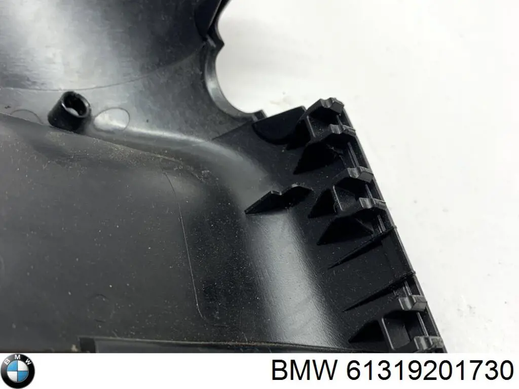 Купить 61319201730 BMW Накладка рулевой колонки