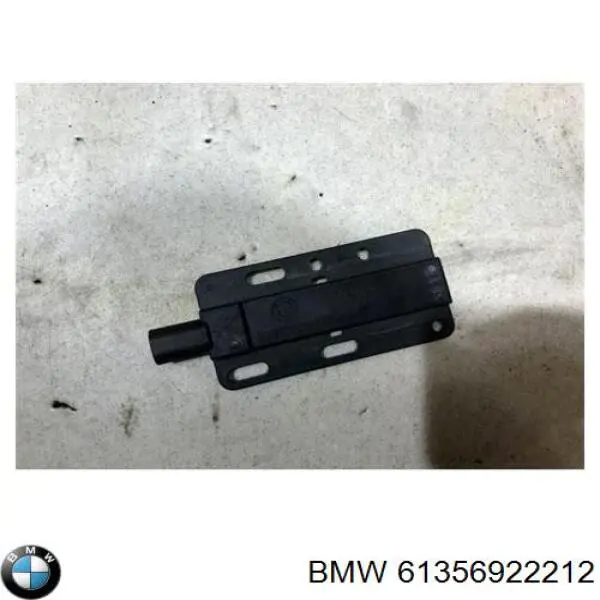 6922212 BMW Антенна на крышу