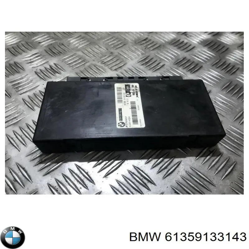  61359133143 BMW