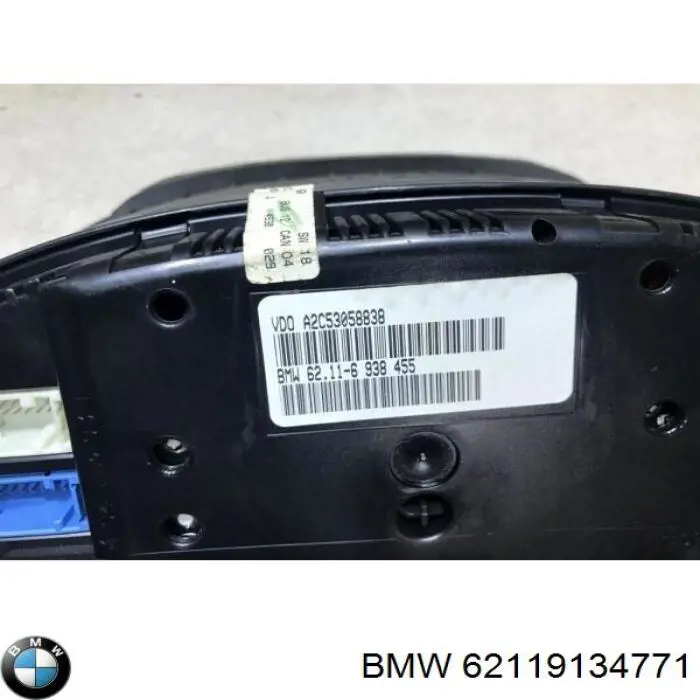 62106942205 BMW приборная доска (щиток приборов)