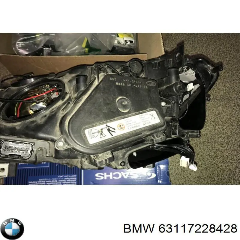 Купить 63117228428 BMW Фара основная правая