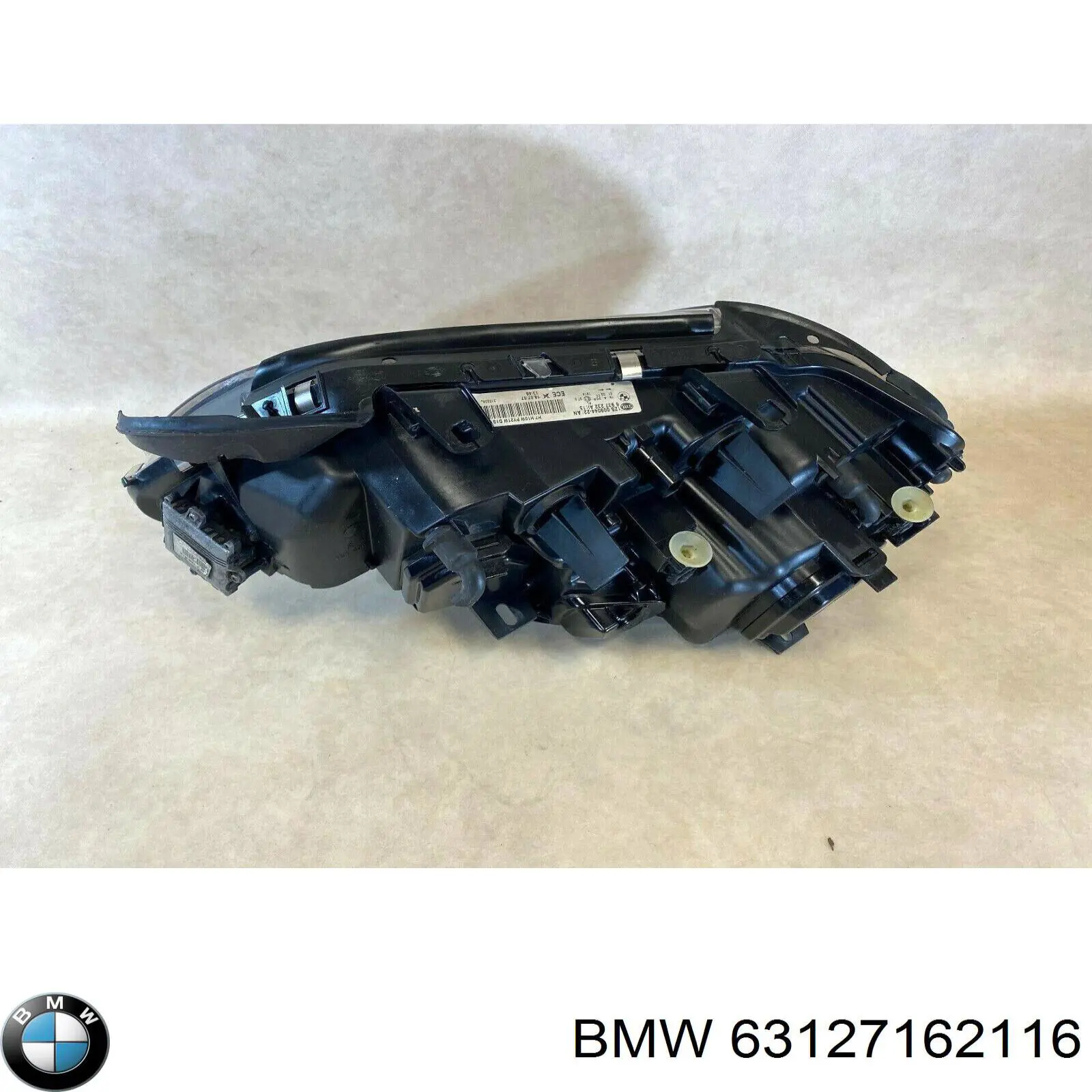 63127162116 BMW luz direita