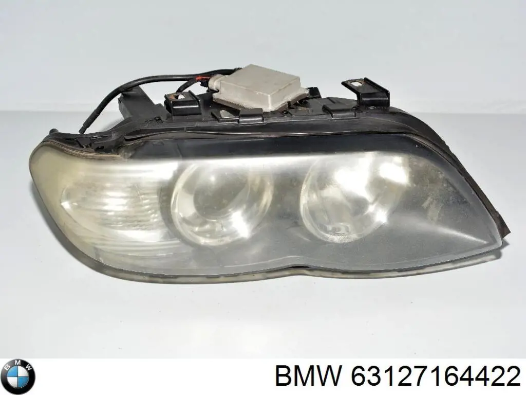 63127164422 BMW luz direita