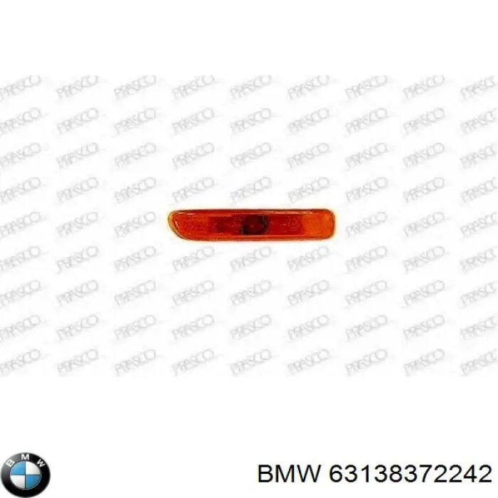 Повторитель поворота на крыле, правый BMW 63137164490