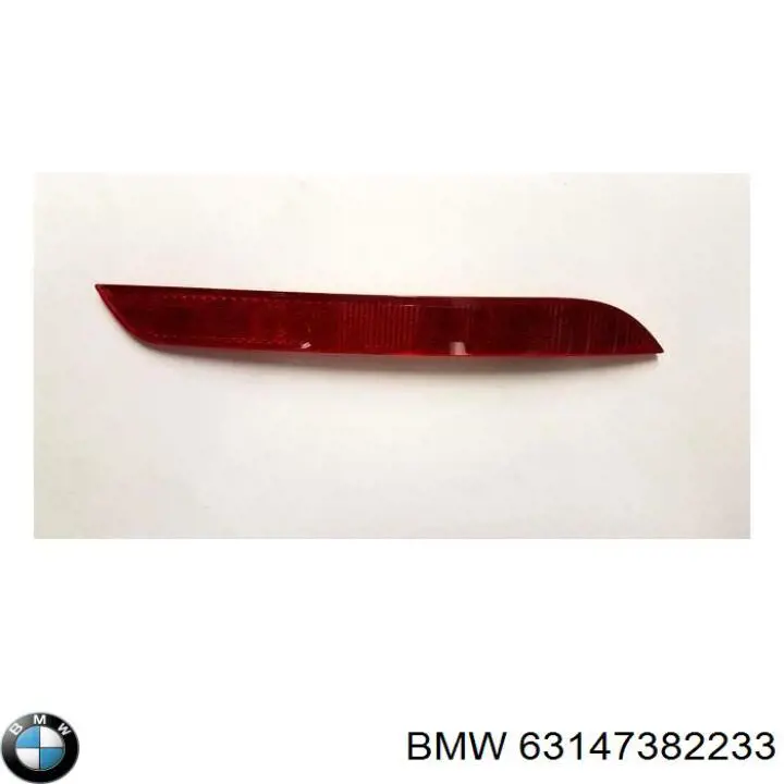 63147382233 BMW retrorrefletor (refletor do pára-choque traseiro esquerdo)