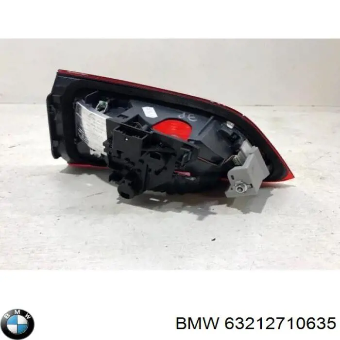 2710635 BMW Задняя левая внутренняя фара