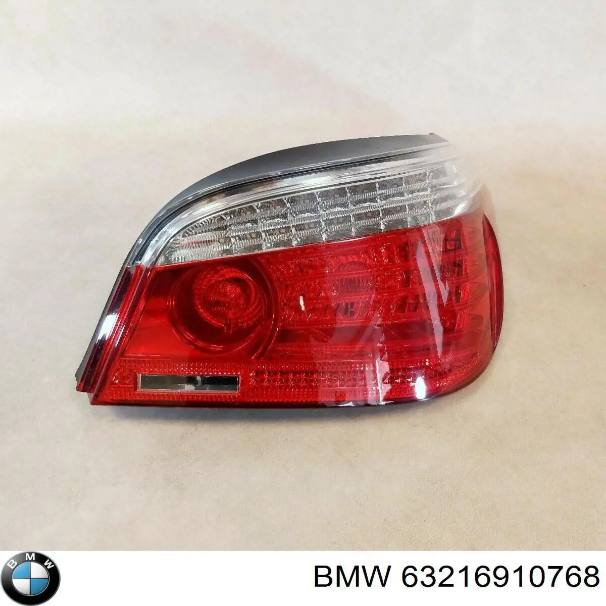 Купить 63216910768 BMW Фонарь задний правый, внешний