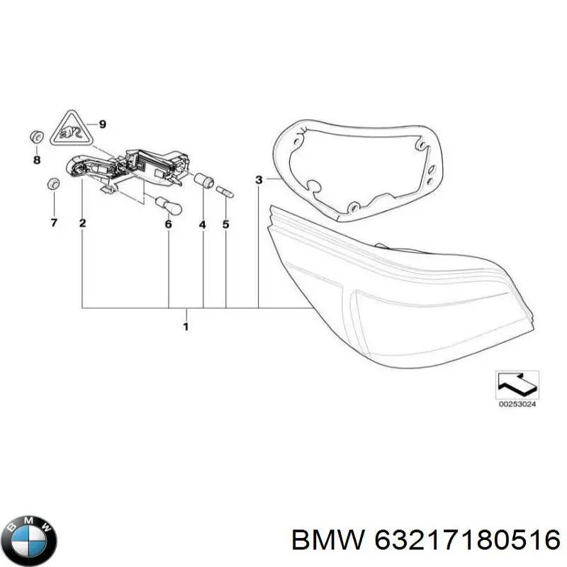 Фонарь задний правый внешний 63217180516 BMW