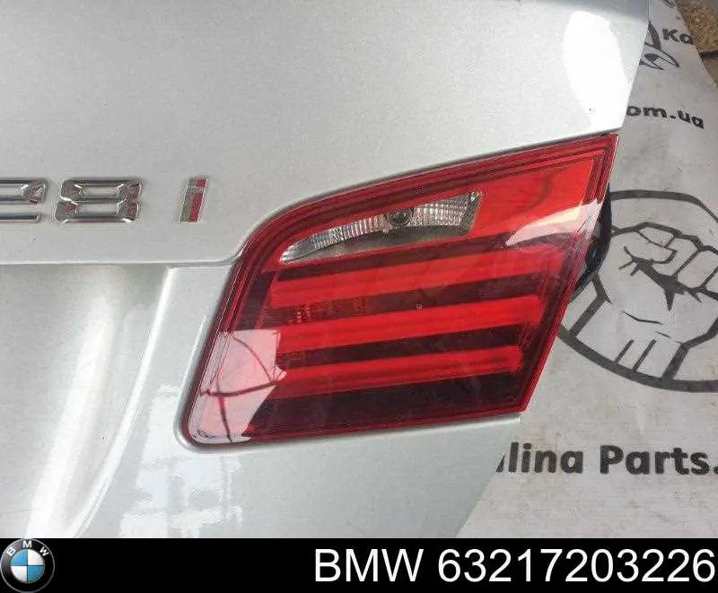 Фонарь задний правый внутренний BMW 63217203226