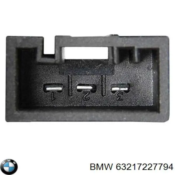 Фонарь задний правый внутренний 63217227794 BMW
