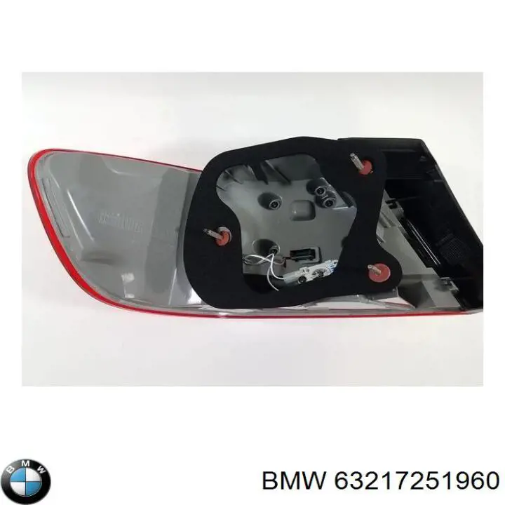 Фонарь задний правый внешний 63217251960 BMW