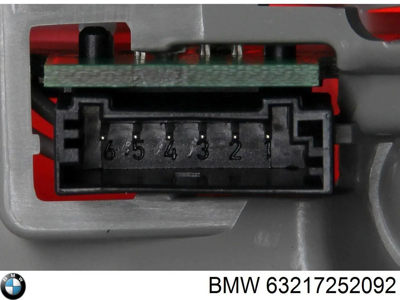 63217252092 BMW Задний правый внешний фонарь