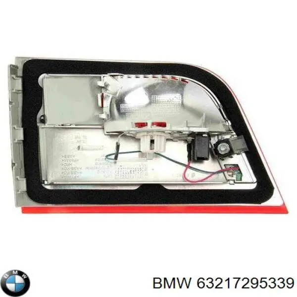 Фонарь задний левый внутренний 7295339 BMW