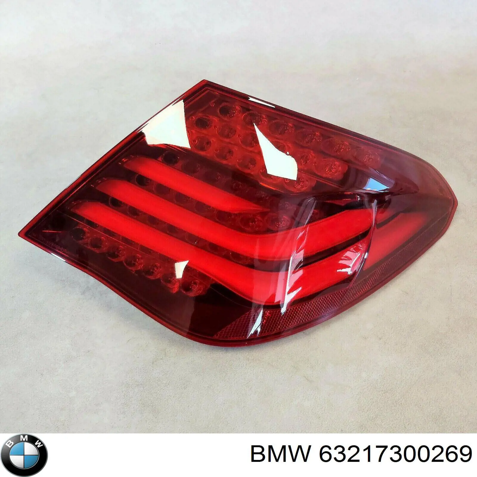 Задняя левая внешняя фара BMW 63217300269 цена, от 152.03 USD