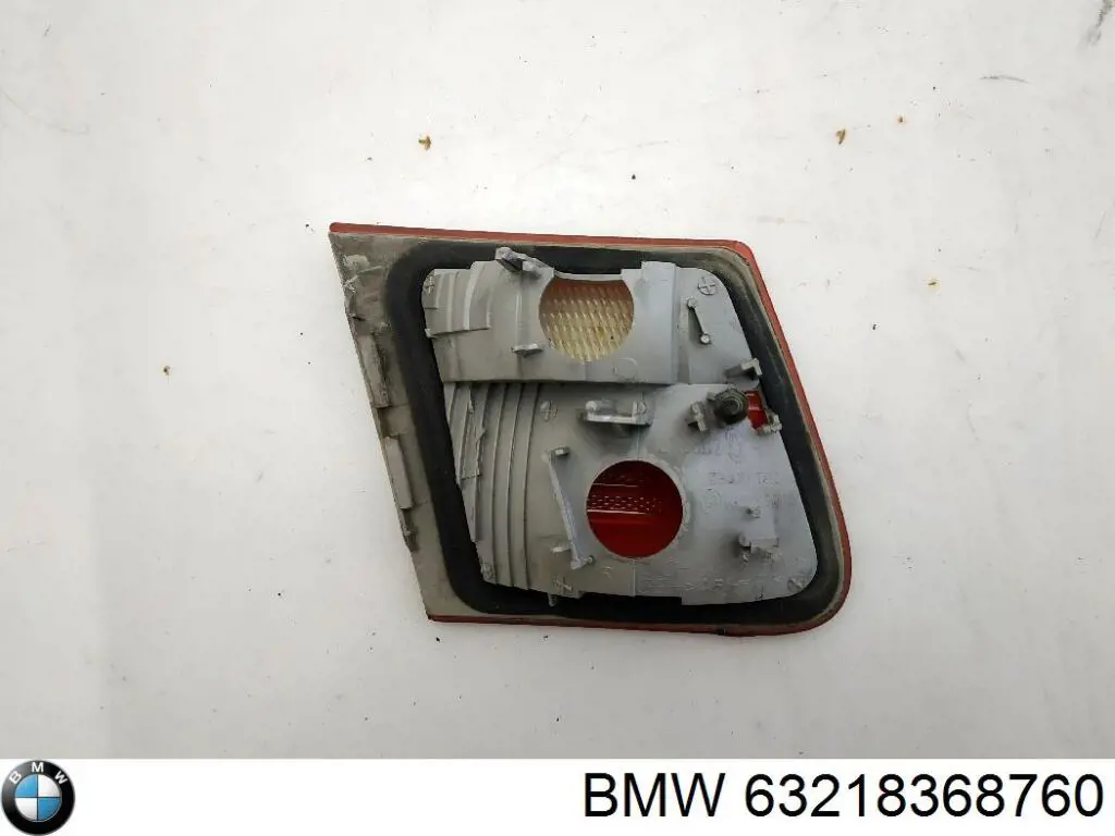 Фонарь задний правый, внутренний BMW 8368760 цена, от 11.00 USD