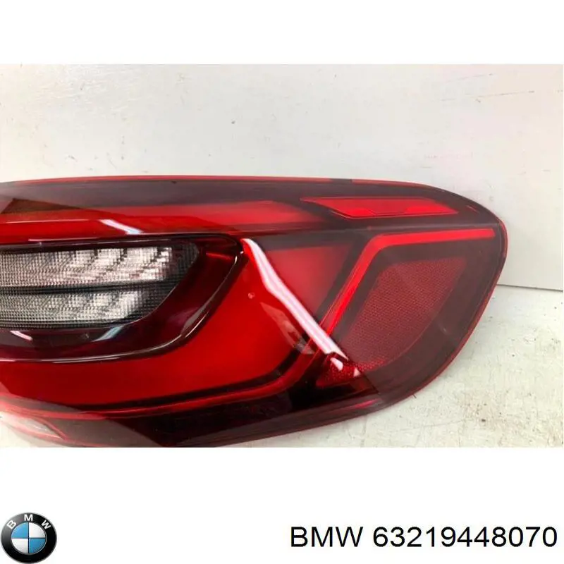 Фара задняя правая внешняя BMW 63219448070 цена, от 260.94 USD