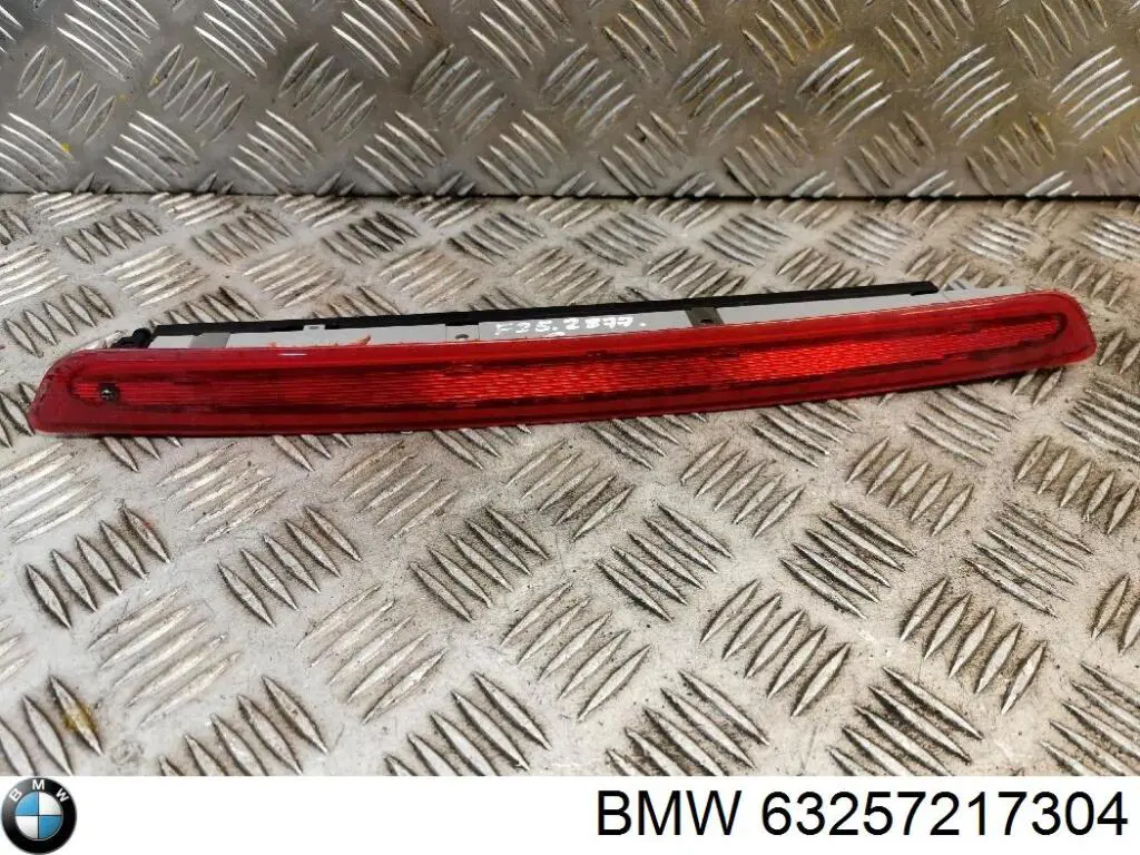 Купить 63257217304 BMW Стоп-сигнал заднего стекла