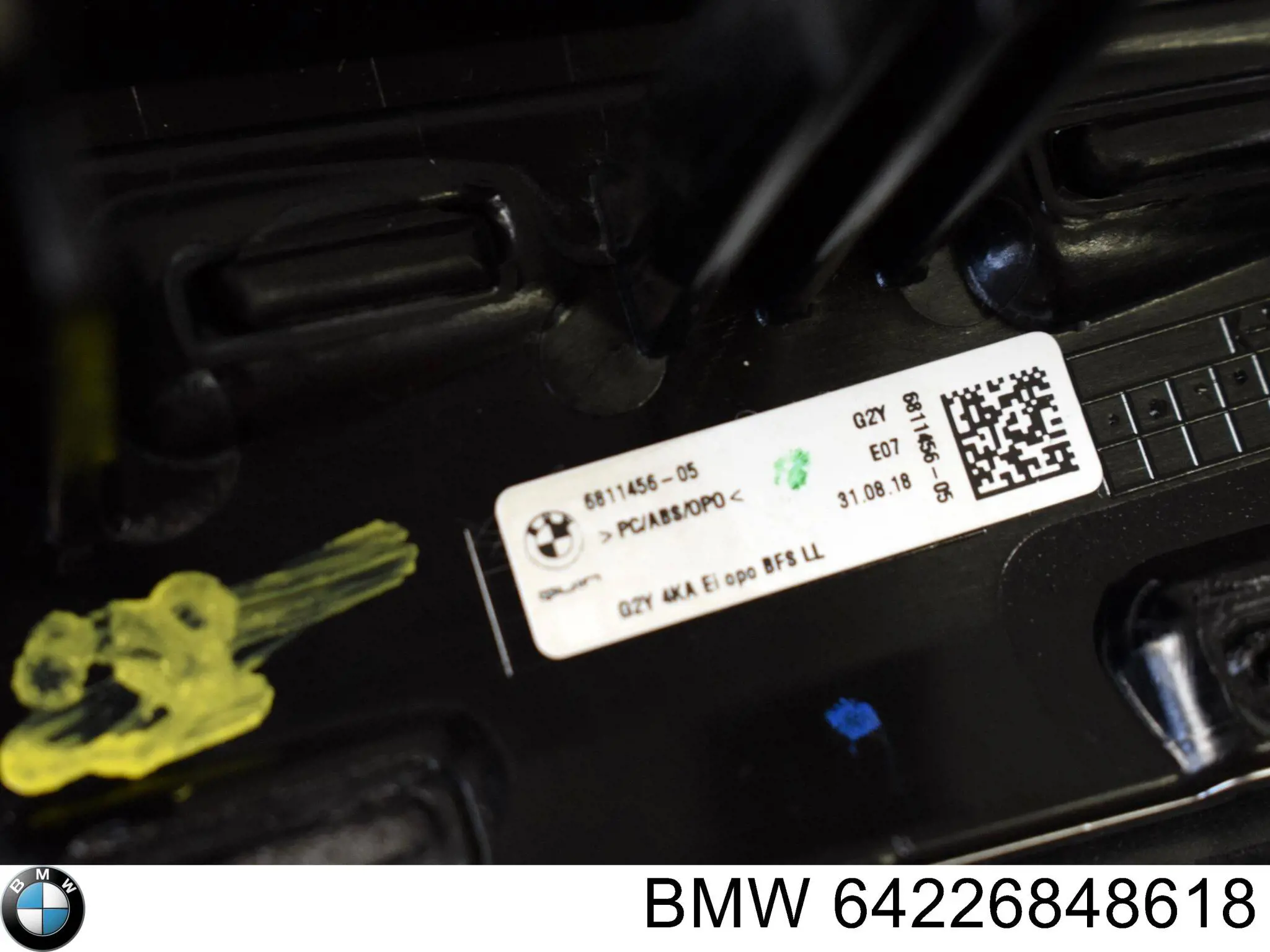 Воздуховод (распределитель воздуха под "торпедо") правый BMW 64226848618 цена, от 17.74 USD