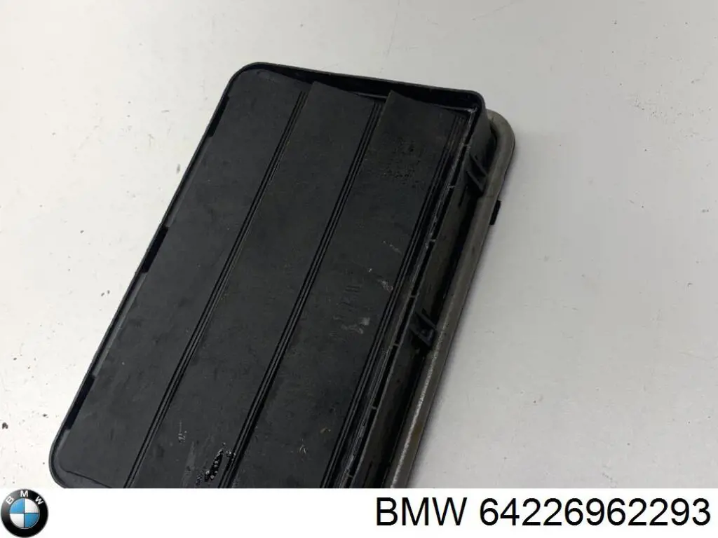 Купить 64226962293 BMW Решетка вентиляции салона задняя