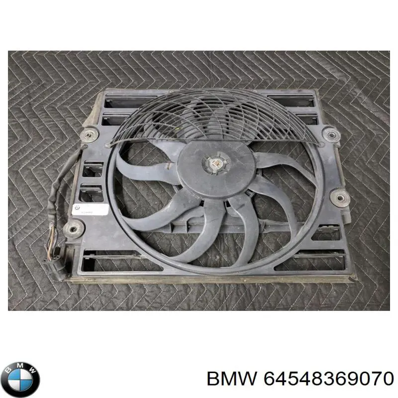 64548369070 BMW диффузор радиатора охлаждения, в сборе с мотором и крыльчаткой