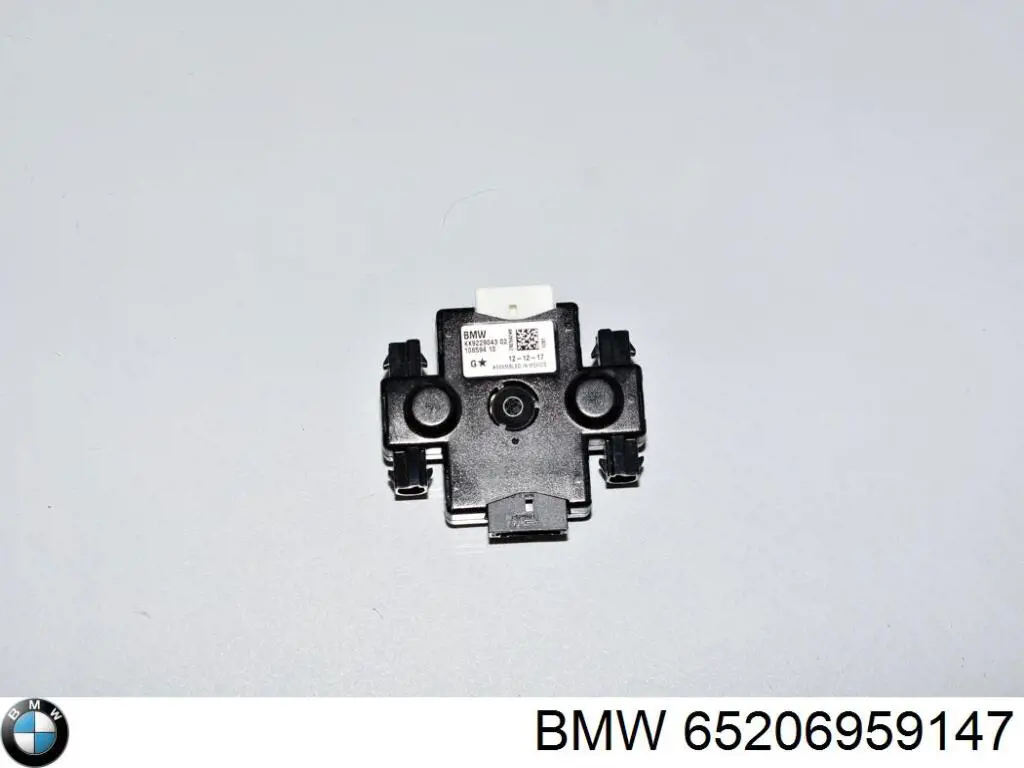 65206959147 BMW Антенна на крышу