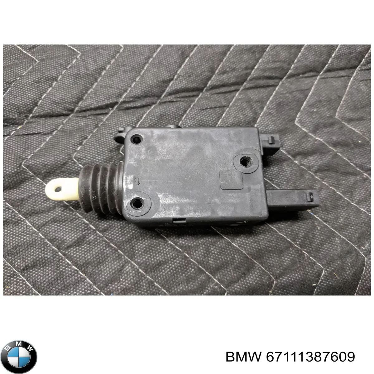 67111387609 BMW 