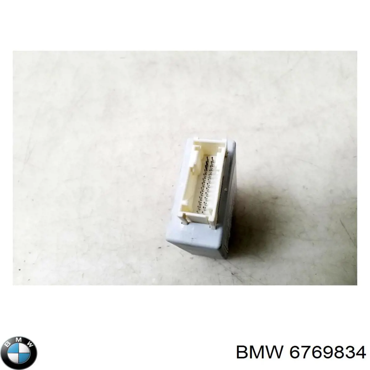  BMW 6769834