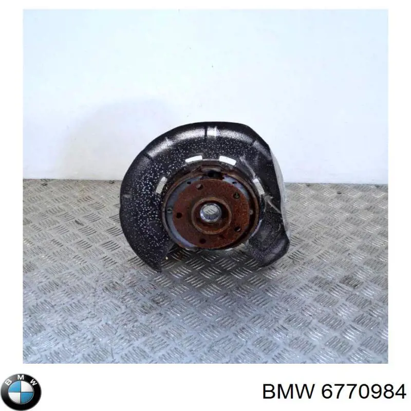 Цапфа поворотная правая BMW 6770984 цена, от 25.34 USD