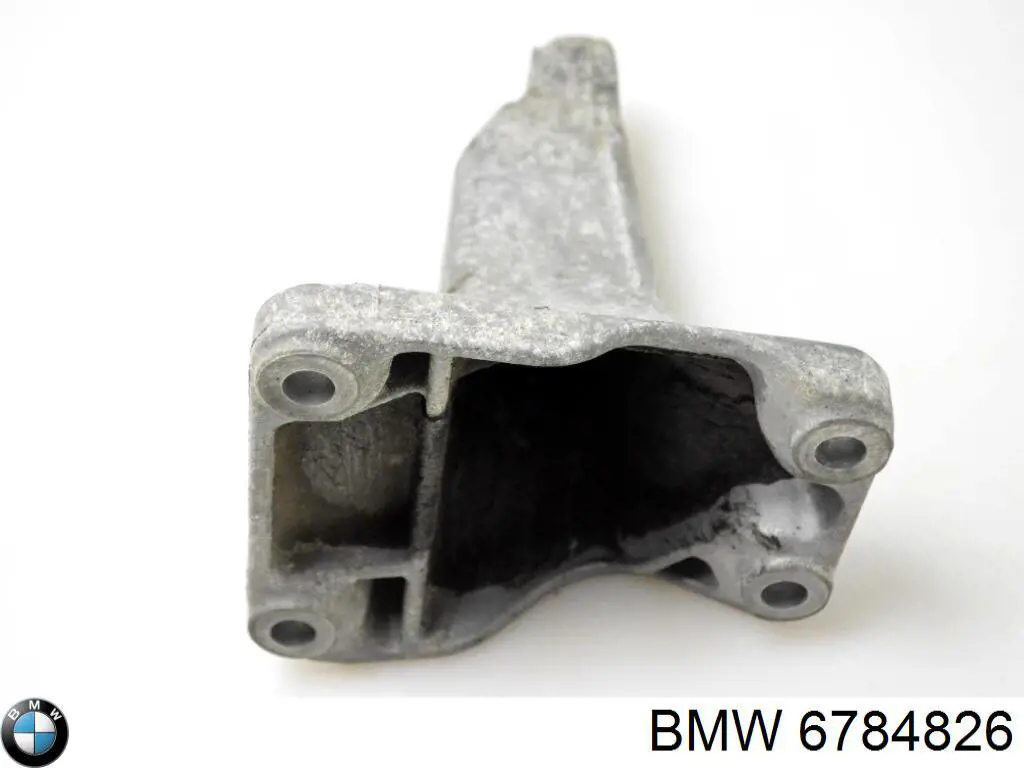 Кронштейн подушки (опоры) двигателя правой 6784826 BMW