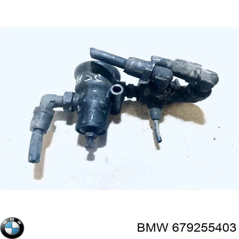 679255403 BMW Кронштейн задней балки