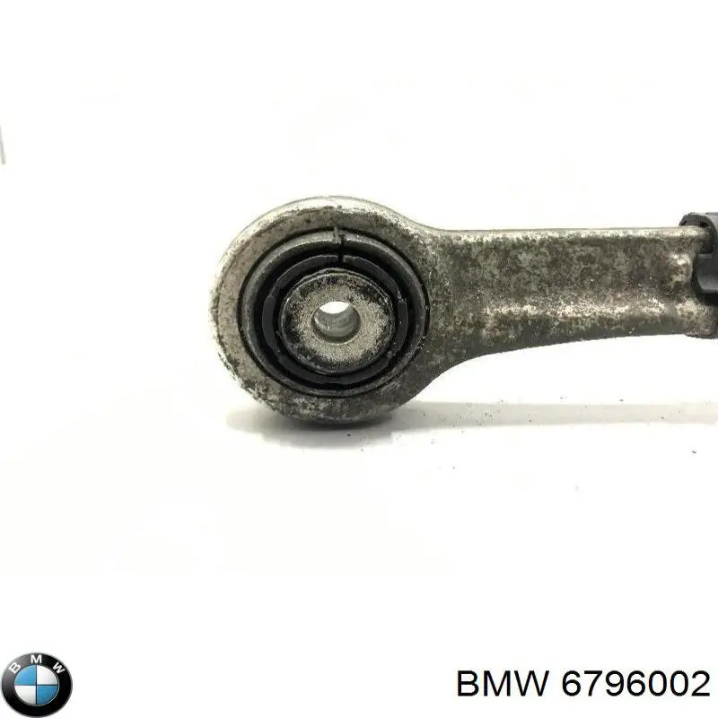 6796002 BMW Рычаг задней подвески поперечный, правый