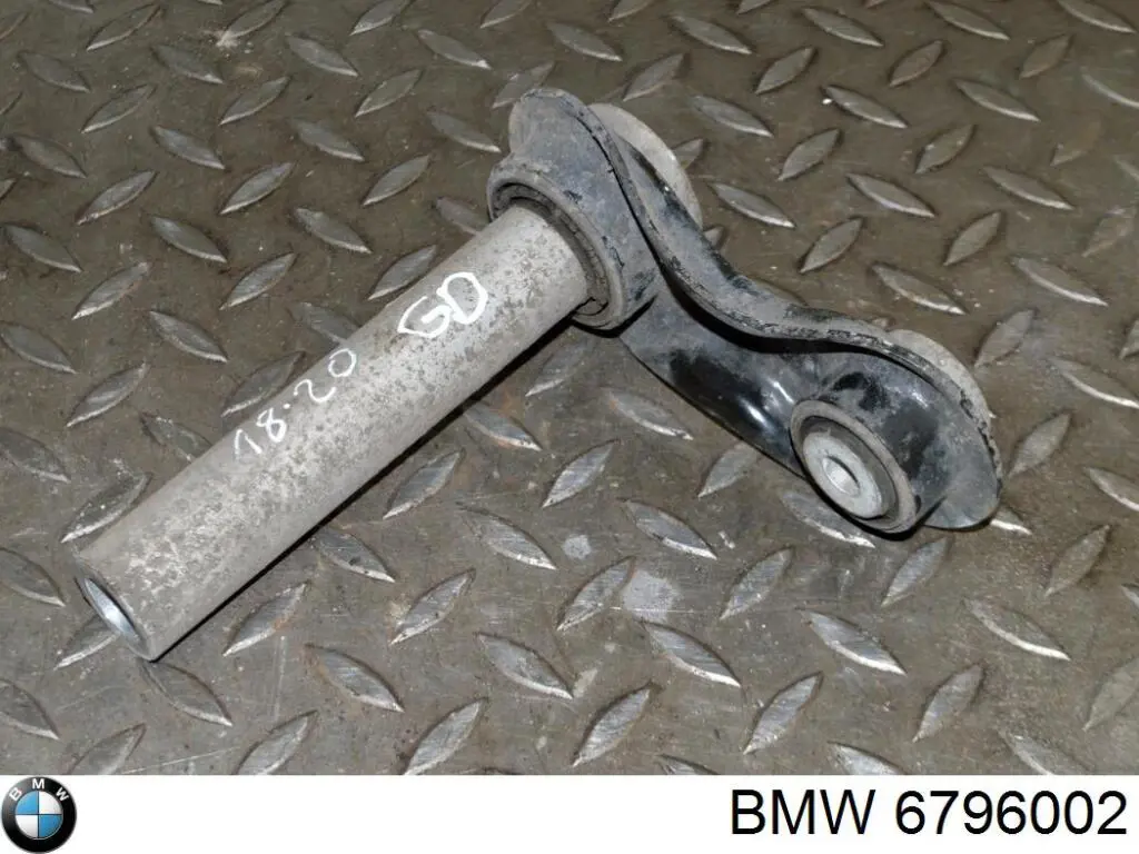 Балансир задний правый BMW 6796002