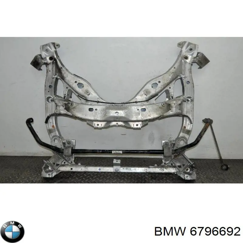 6796692 BMW Подрамник передней подвески