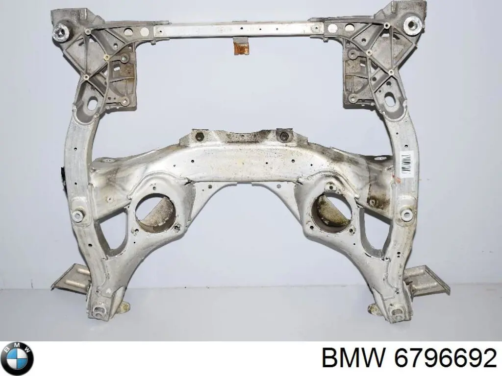 6796692 BMW Подрамник передней подвески