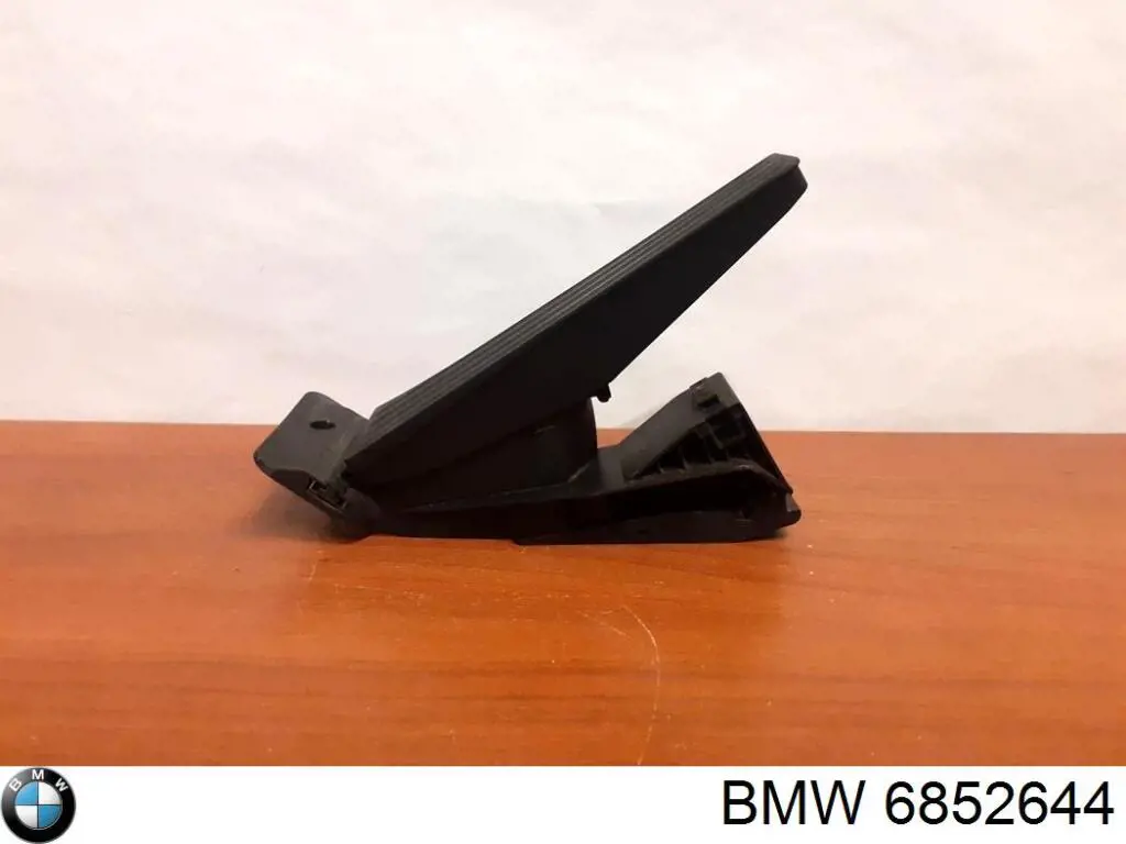 6852644 BMW pedal de gás (de acelerador)