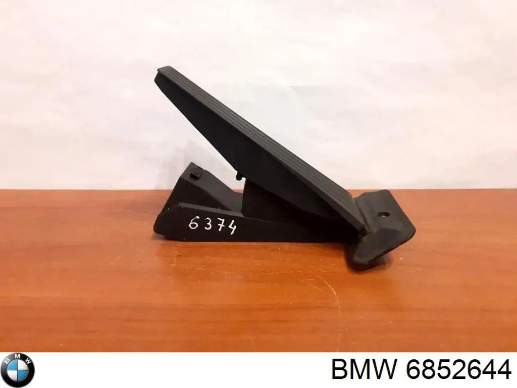 Педаль газа (акселератора) BMW 6852644 цена, от 11.00 USD