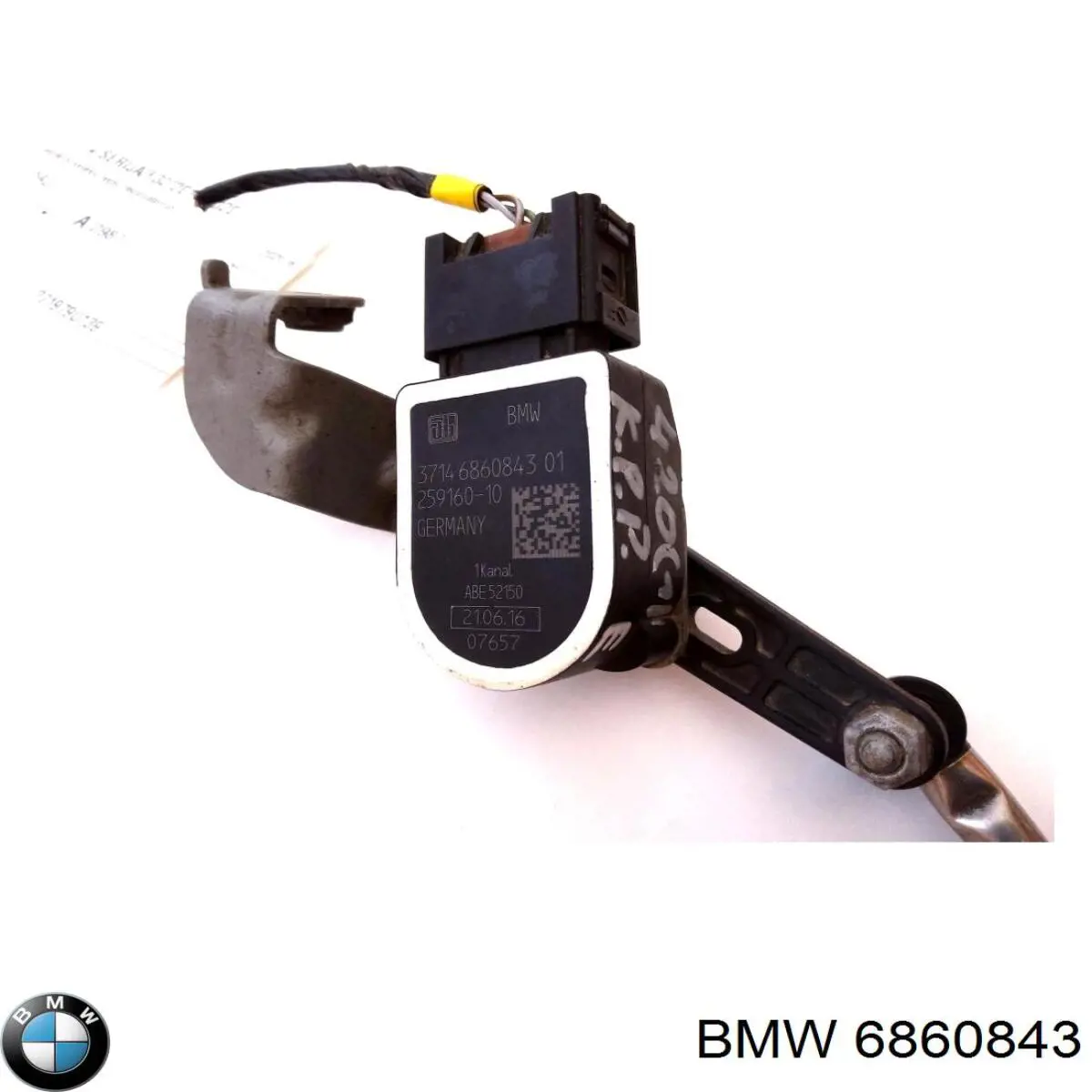 Задний датчик положения кузова 6860843 BMW