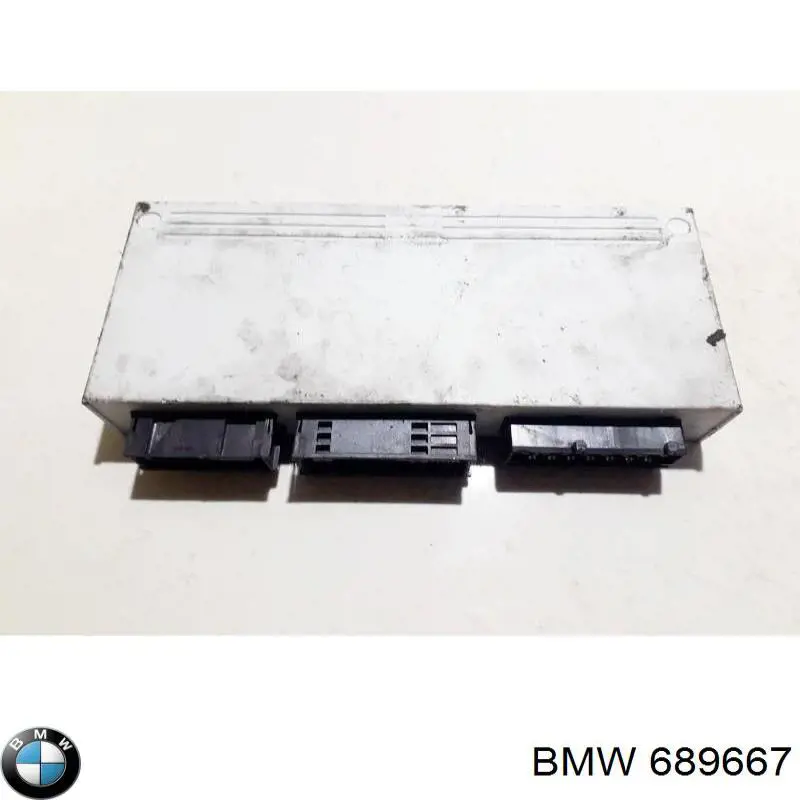 689667 BMW 