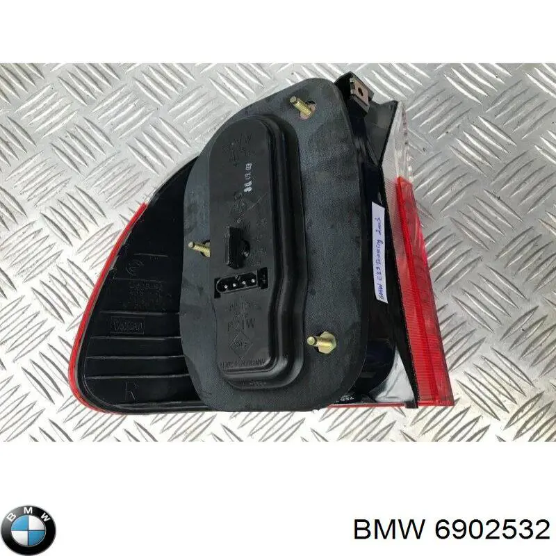 Фара задняя правая внешняя BMW 6902532 цена, от 31.97 USD